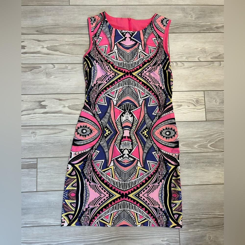 Pink geometric dress small zip up back